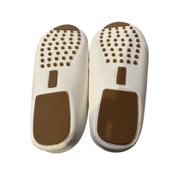 NWOT Anne Klein Cooper Mule Shoe in White with Gold Adornment Size 9.5 - Picture 4 of 5